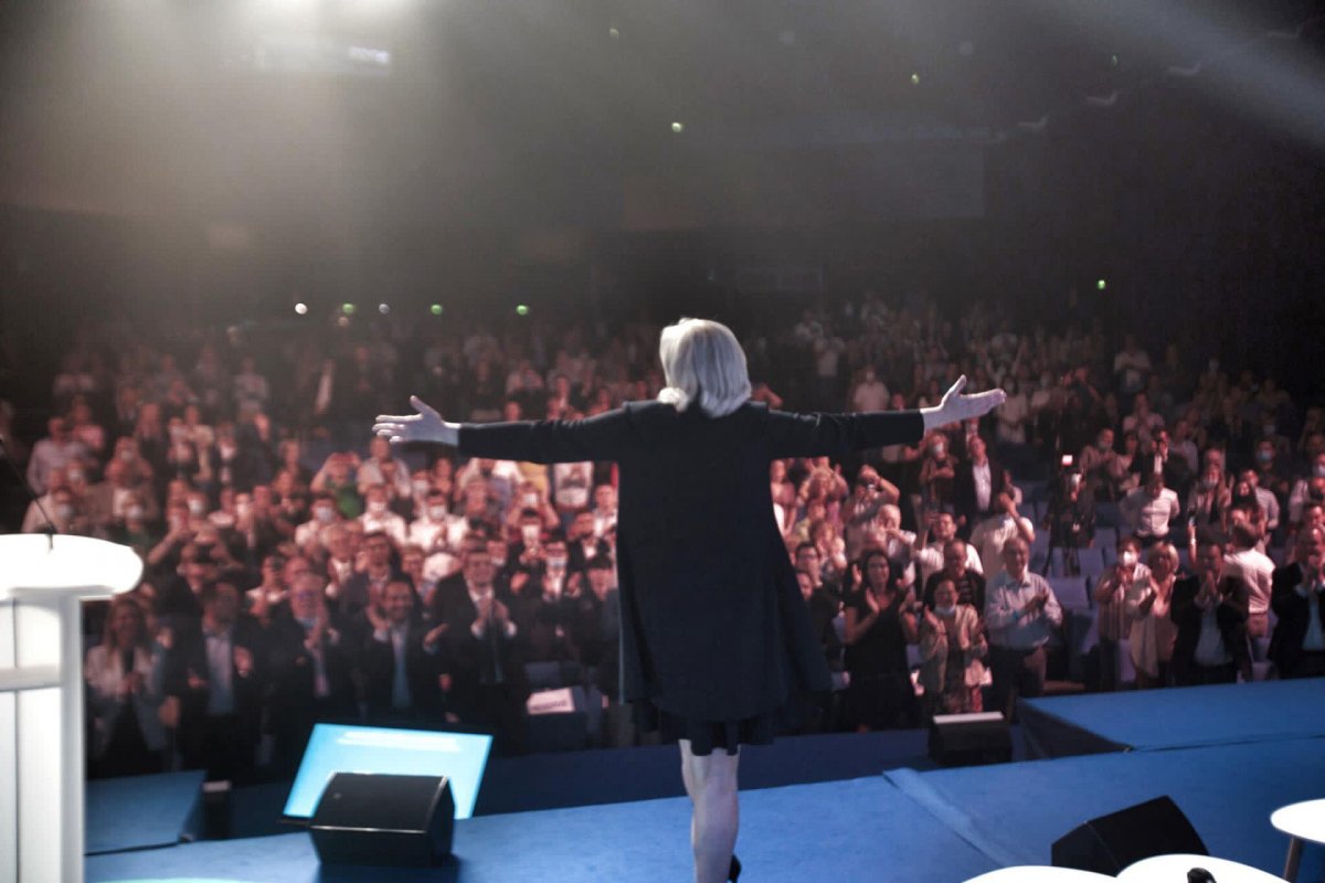 Marine Le Pen re-elected as leader of the National League #3