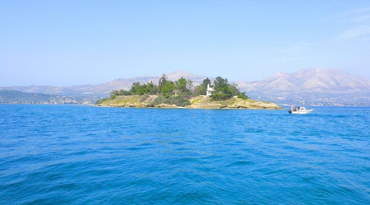 Some islands are put up for sale in Greece #5