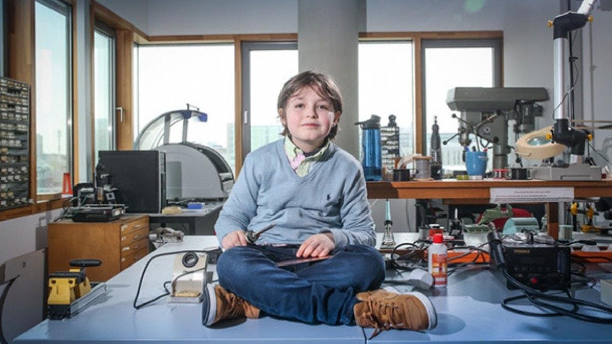 In Belgium, 11-year-old boy graduated from the university's physics department #4