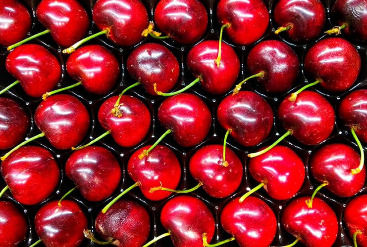 Just in season: Skin whitening cherry mask recipe!  Perfect for sunspots... #2