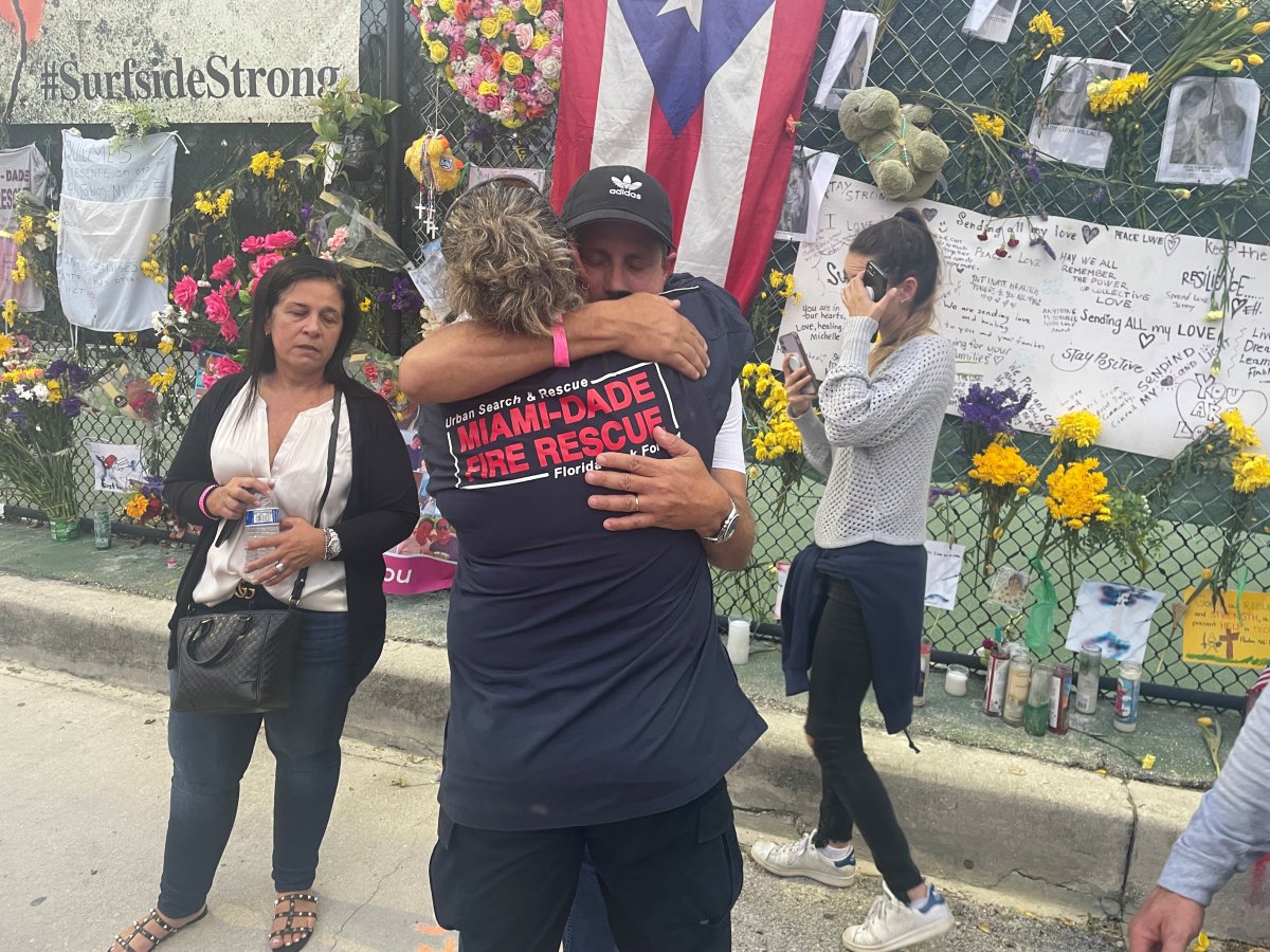 Hope of life lost in the wreckage of 13-storey building collapsed in Miami #1