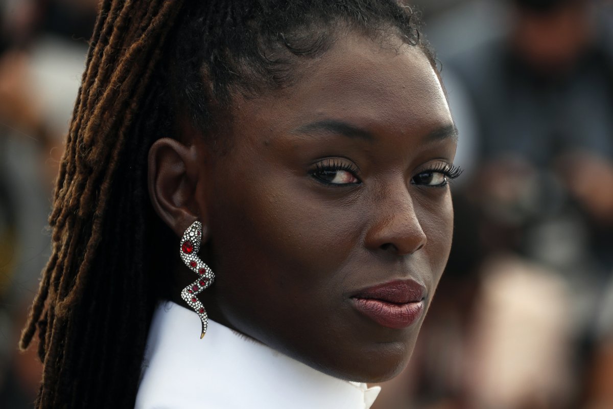 Jodie Turner-Smith'in Cannes'da mücevherleri çalındı