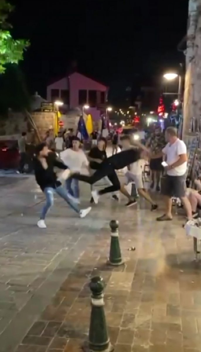 Antalya da gençlerin kavgası #1