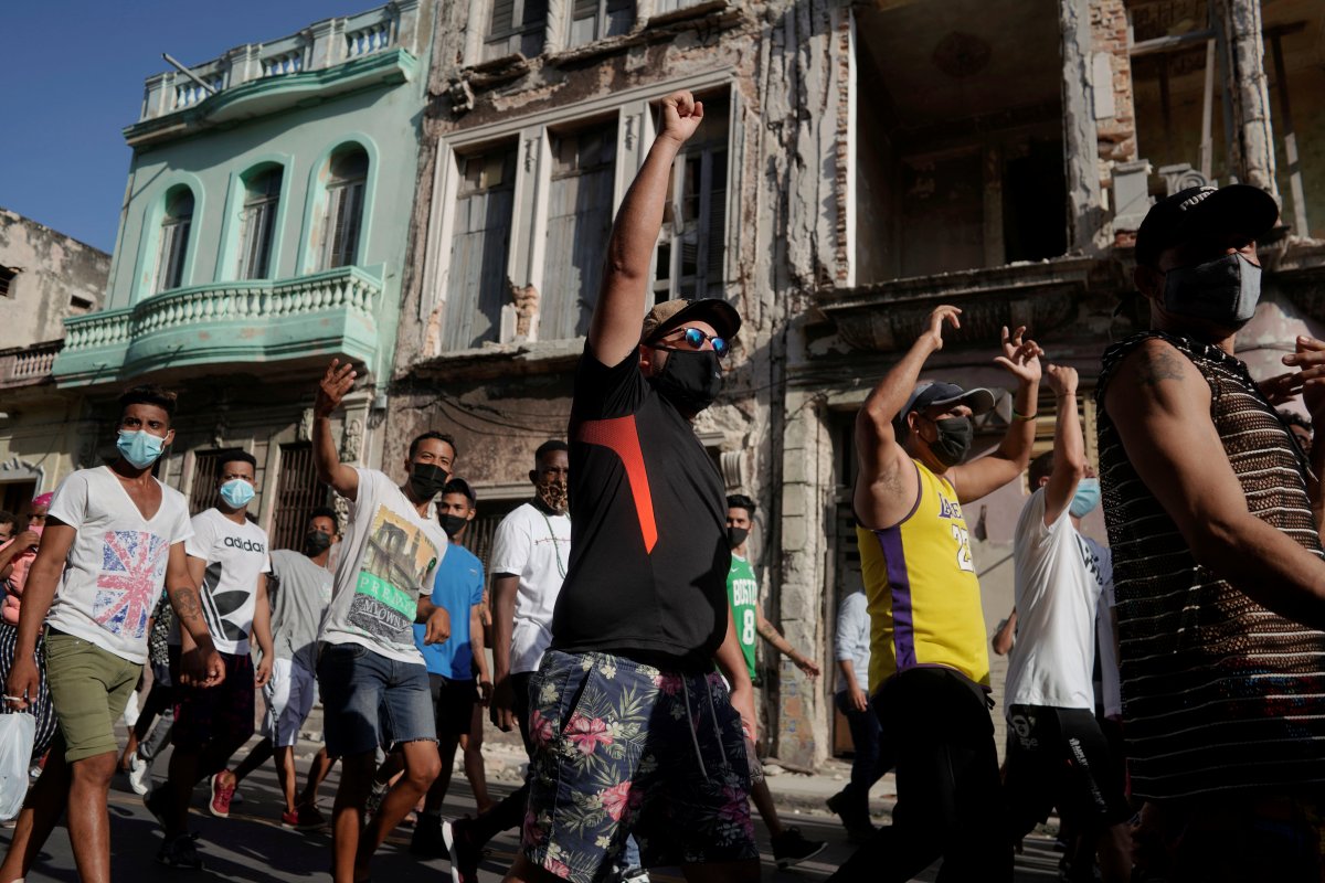 People protesting the government in Cuba were detained #9