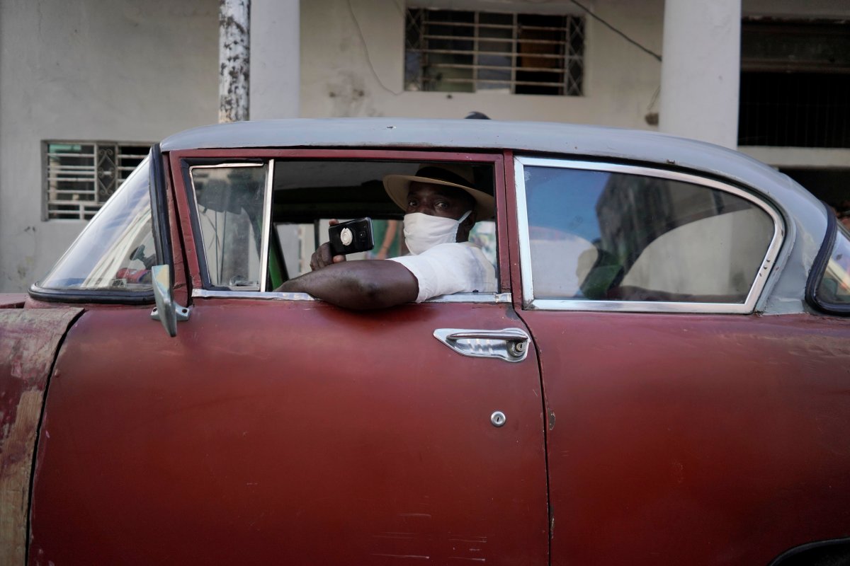 People protesting the government in Cuba were detained #8