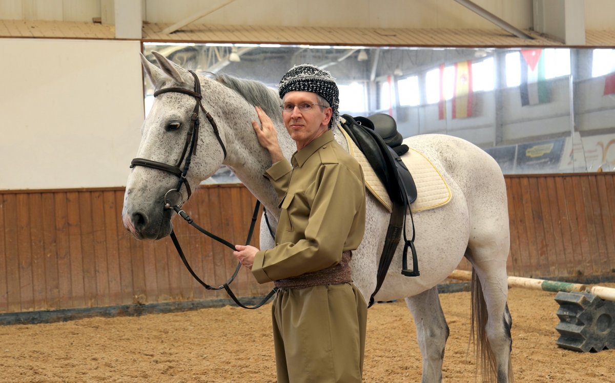 US Consul General Rob Waller bid farewell to Erbil with his Peshmerga outfit #3