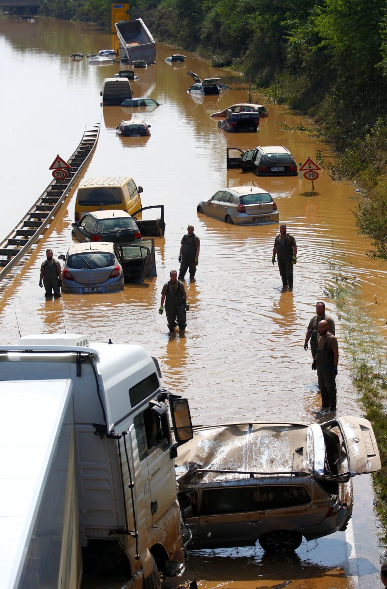 Post-flood mud removal in Europe #13