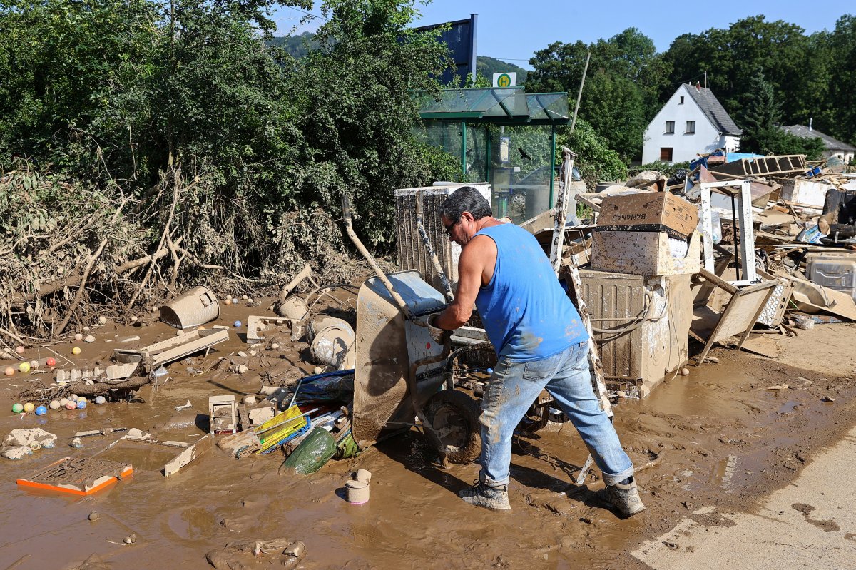 Death toll rises after flood in Germany #4