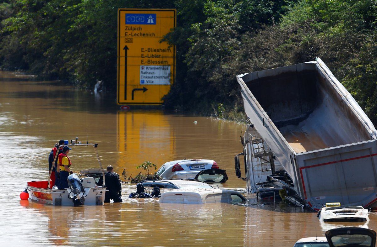 Post-flood mud removal in Europe #6