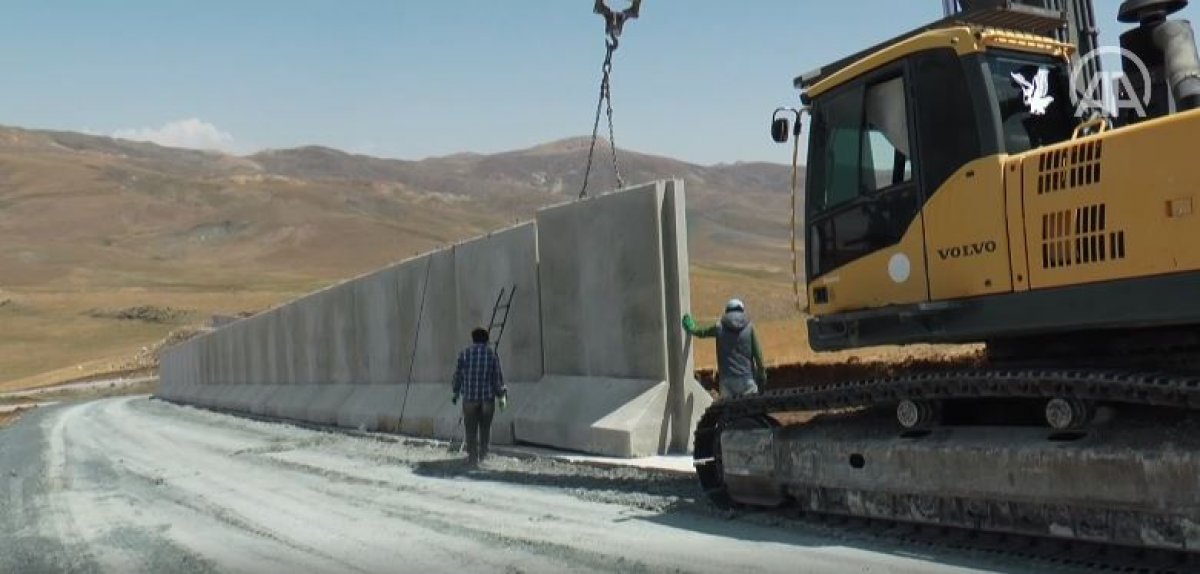 Vanİran sınırına beton duvar
