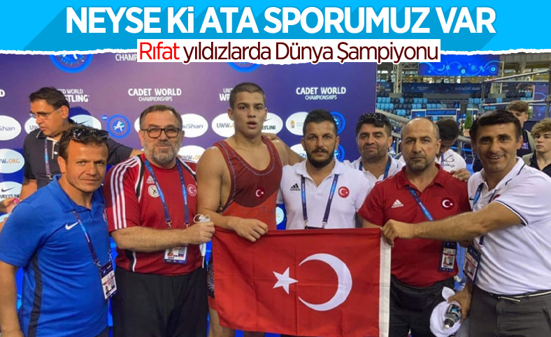 Milli güreşçi Rıfat Eren Gıdak, yıldızlarda dünya şampiyonu oldu