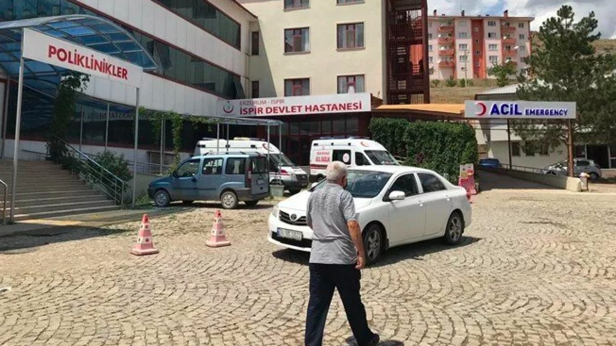 Erzurum'da radyonun sesini açtı, hayatını kaybetti