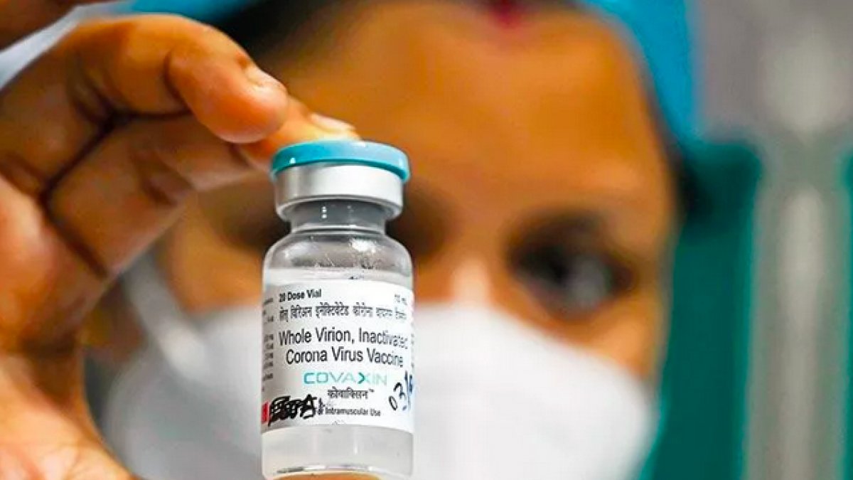 Tanzanya ilk defa koronavirüs aşısı aldı