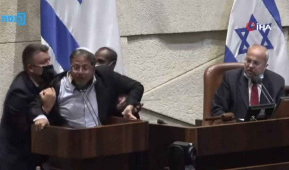 The far-right deputy who called the Arab deputy a terrorist in Israel was expelled from the parliament #1