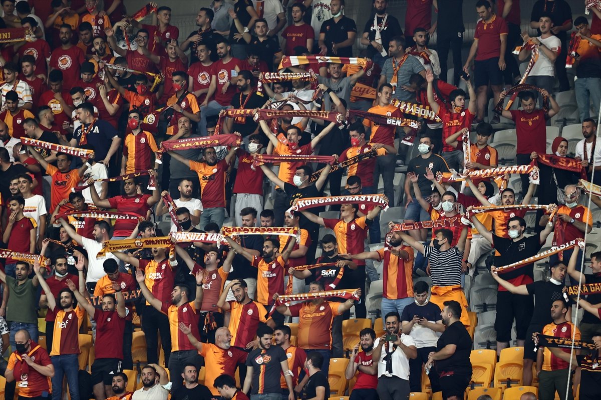 Galatasaray Şampiyonlar Ligi ne veda etti #8