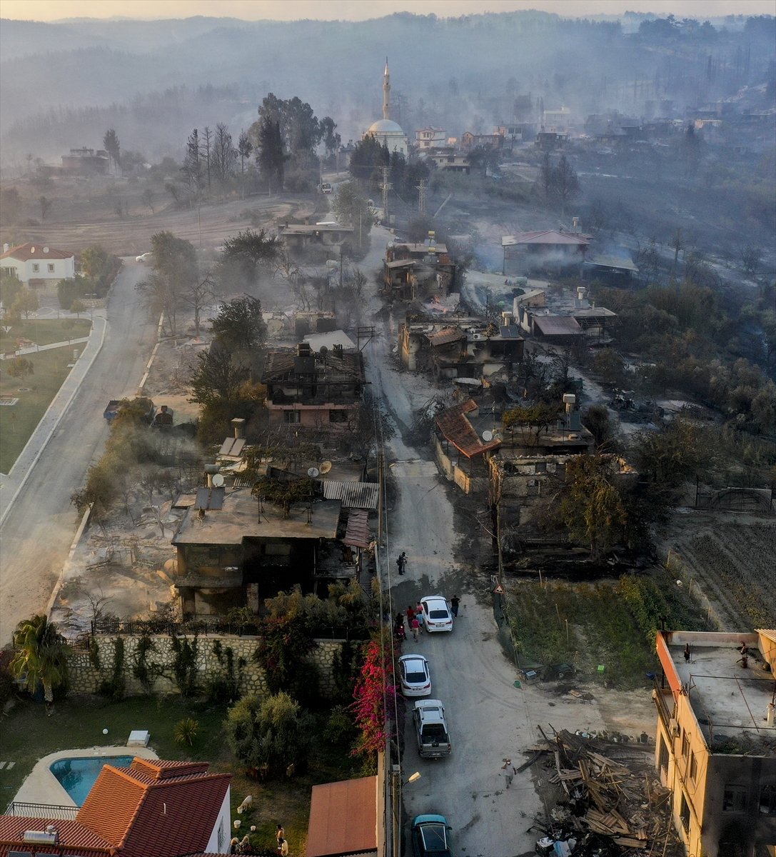 Manavgat yangını İHA ile havadan görüntülendi #4