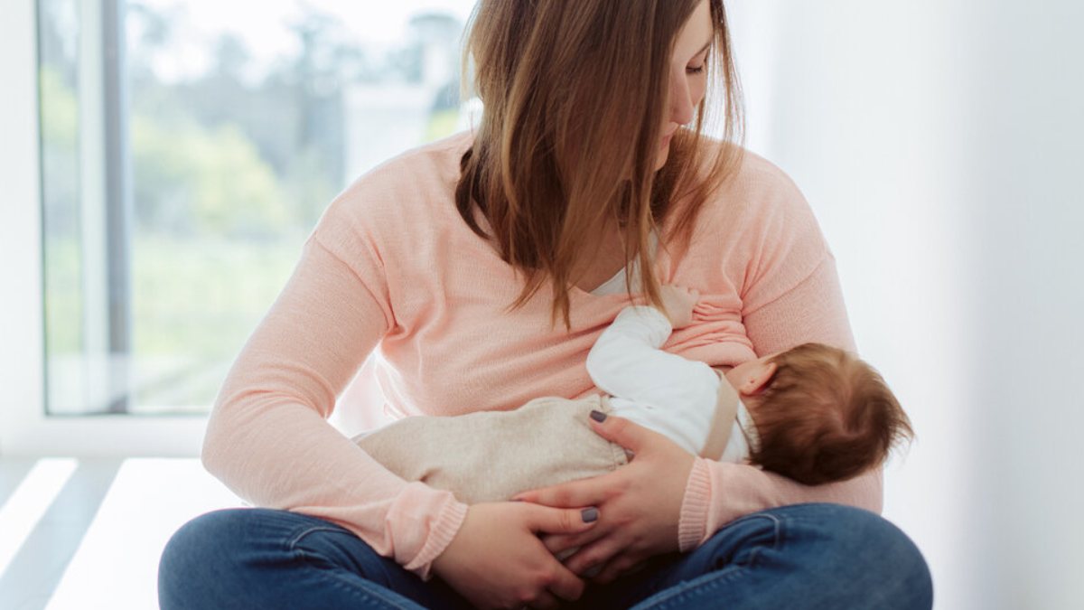 Hormone That Helps You Bond While Breastfeeding Oxytocin Kimdeyir