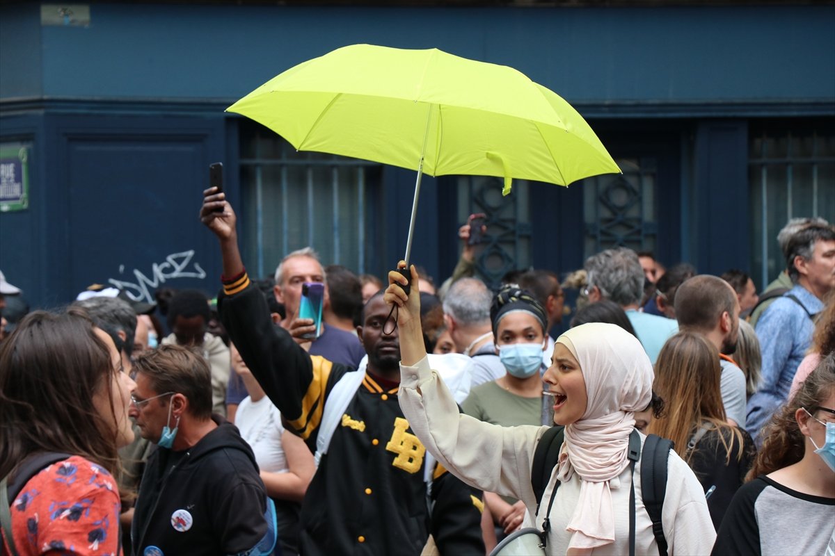Anti-vaccination protests in France in week #4