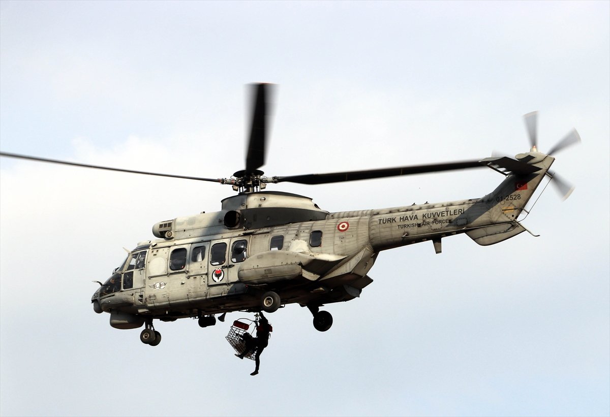 Kastamonu da binalarında mahsur kalanlar, helikopterlerle kurtarıldı #3