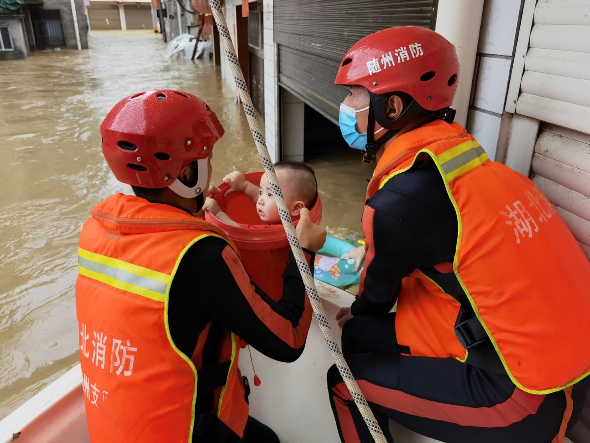 Çin de sel felaketi ölümlere neden oldu #5