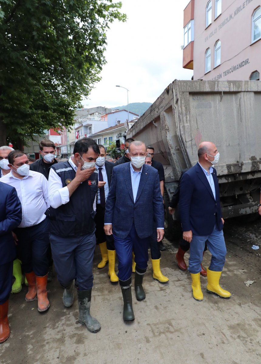 Cumhurbaşkanı Erdoğan, sel felaketinden etkilenen Bozkurt ta  #5