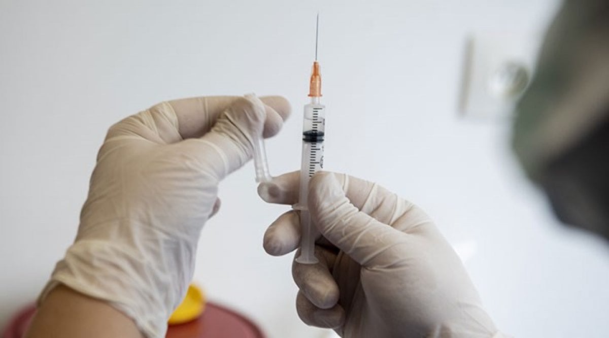 Aşılamada yeni kararlar! 15 yaş üstü koronavirüs aşısı olacak mı?  #2