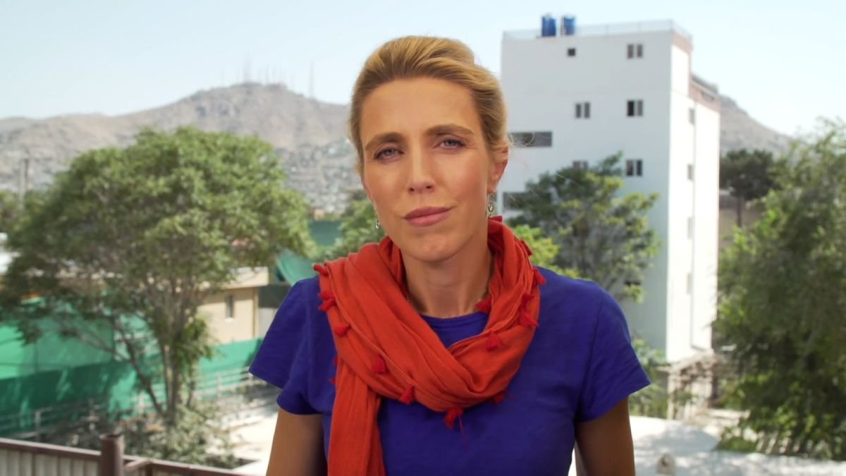 Kabil in ele geçirilmesinden sonra CNN muhabiri #4