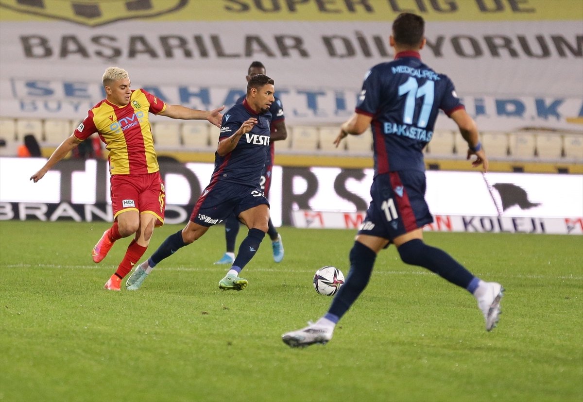 Trabzonspor, deplasmanda Yeni Malatyaspor u 5 golle geçti #1
