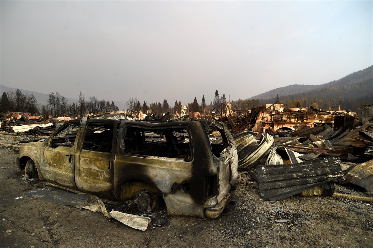 Destruction in California after the fire #2