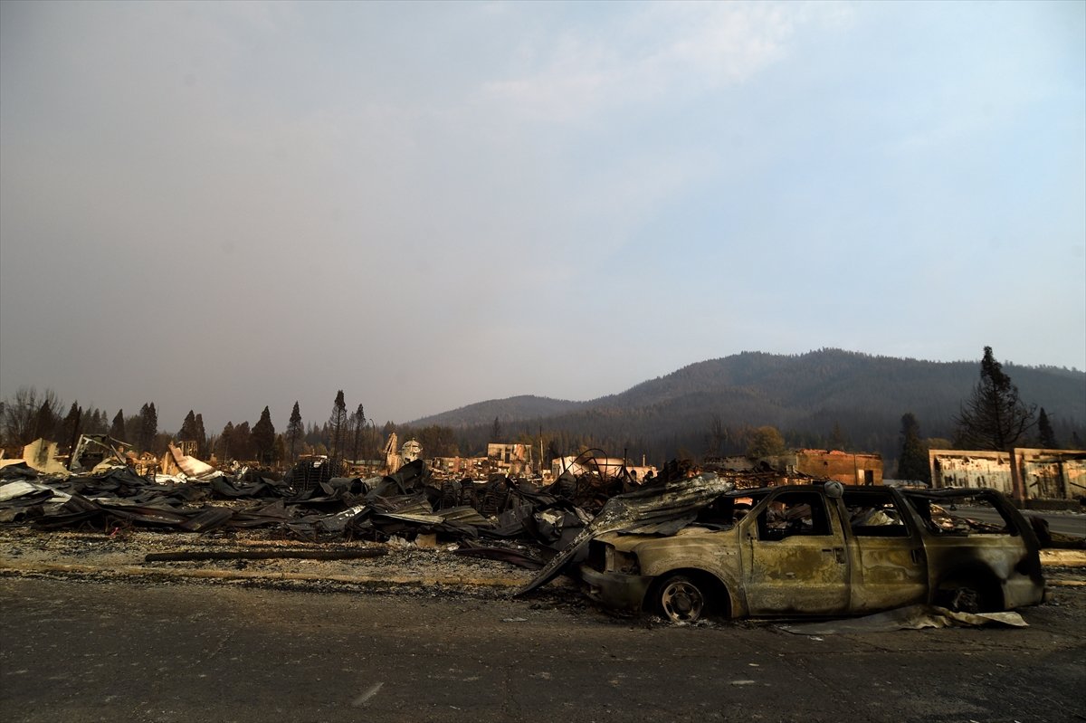 Destruction after fire in California #6