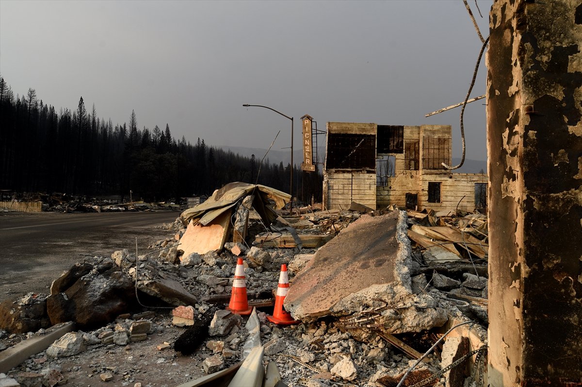 Destruction after fire in California #4