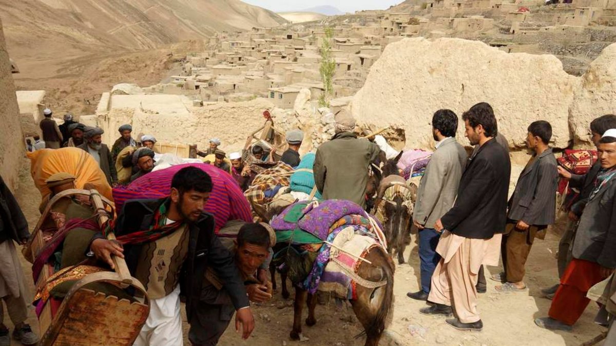 Britain announced that it will take 20,000 Afghans #2