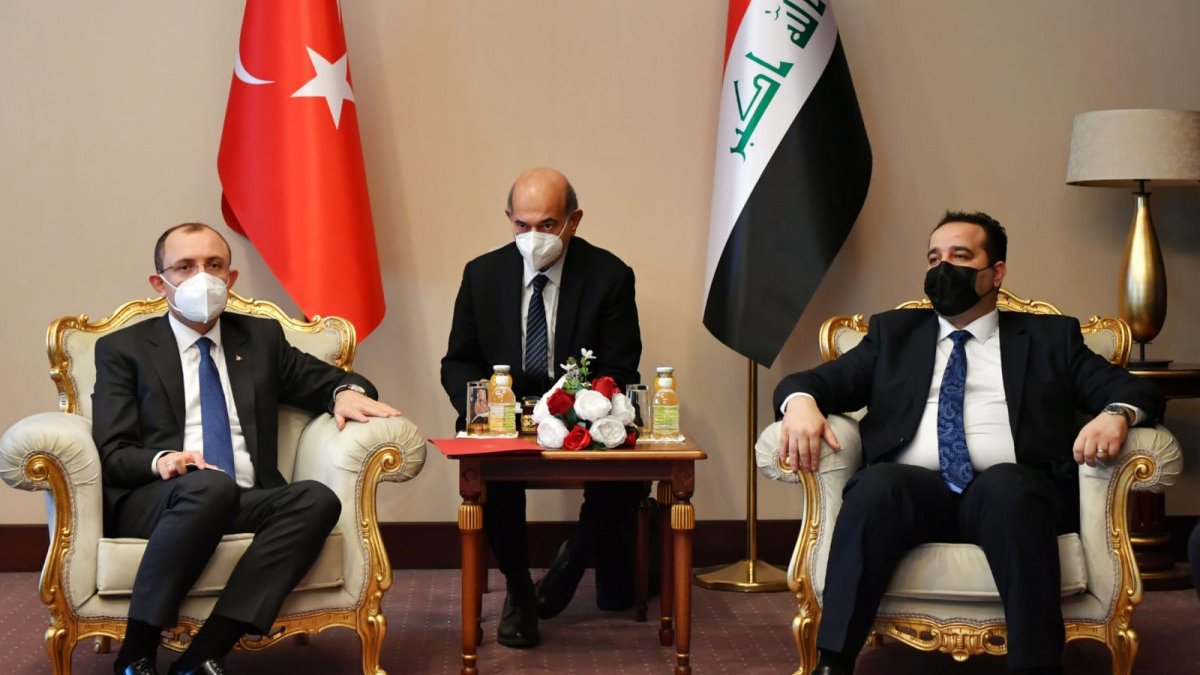 Ticaret Bakanı Muş, Irak Ticaret Bakanı Obaid ile bir araya geldi