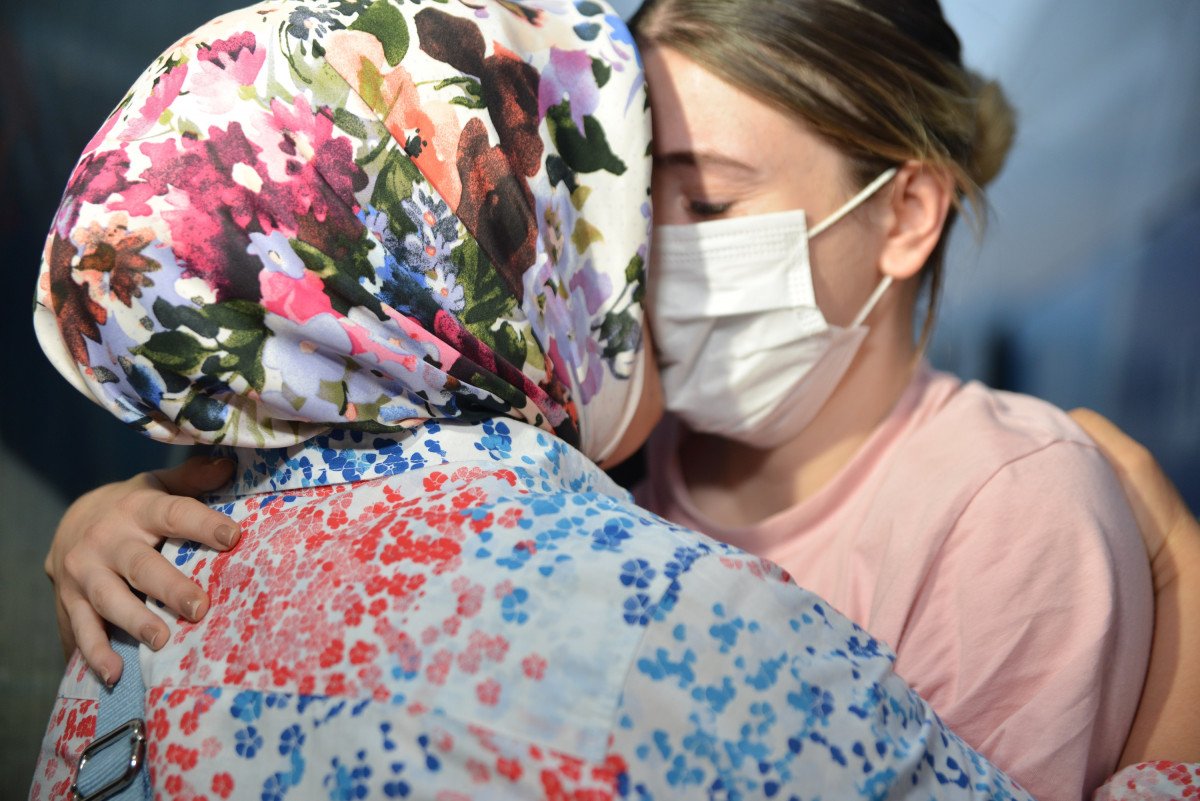 Afganistan da başörtüsü sayesinde hayatları kurtuldu #5