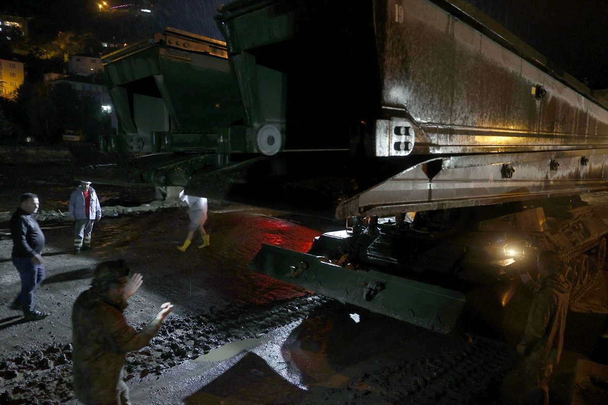 Sel felaketinin yaşandığı Kastamonu Bozkurt ta sağanak yağış  #14