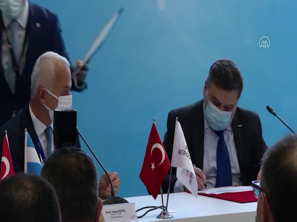 Türkiye nin uzay alanındaki ilk ihracatı için imzalar atıldı #1