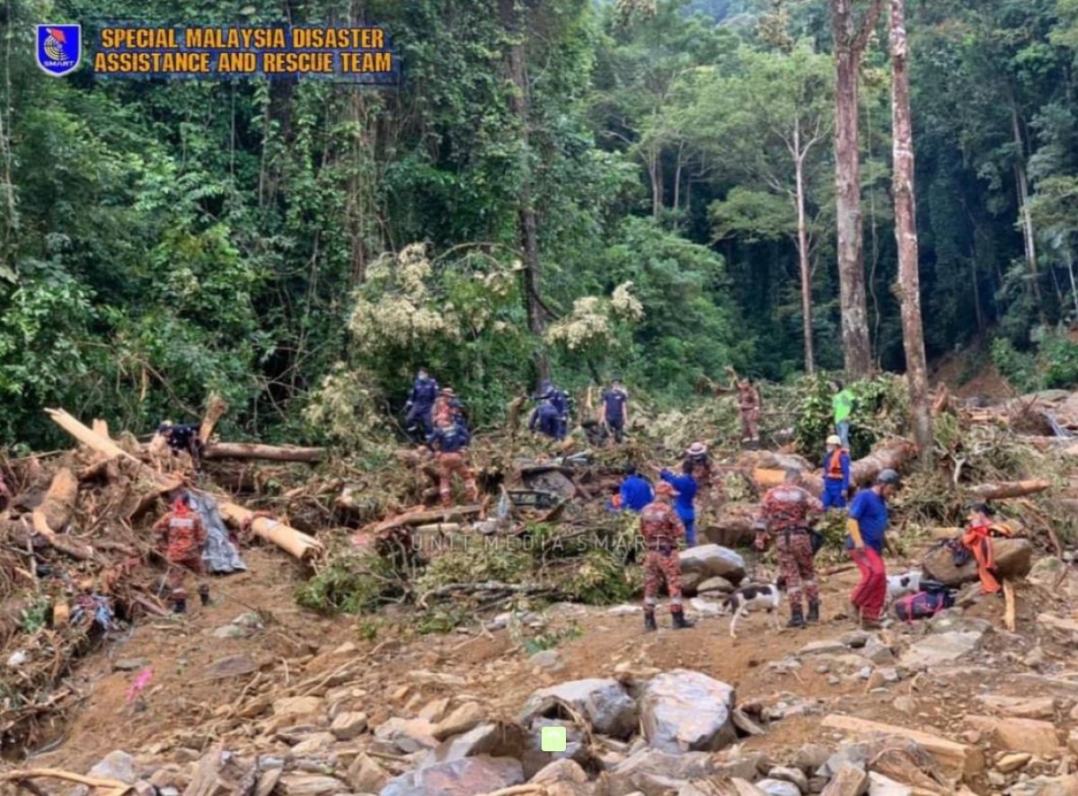 Malezya’nın Kedah eyaleti sele teslim oldu  #4