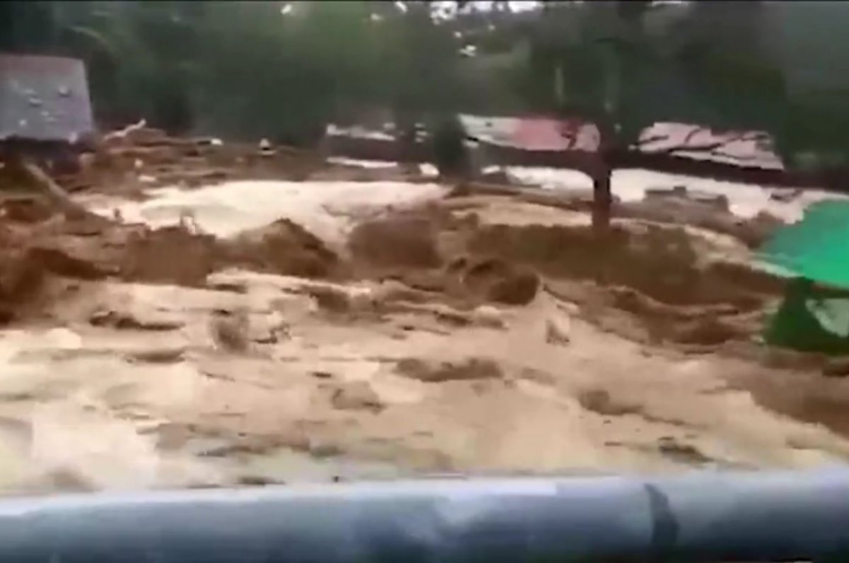 Malezya’nın Kedah eyaleti sele teslim oldu  #6