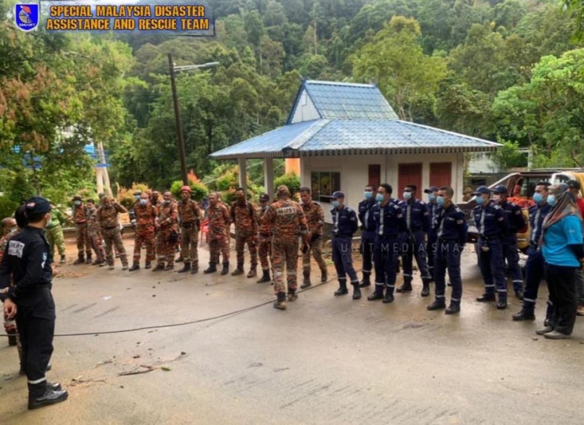 Malezya’nın Kedah eyaleti sele teslim oldu  #3