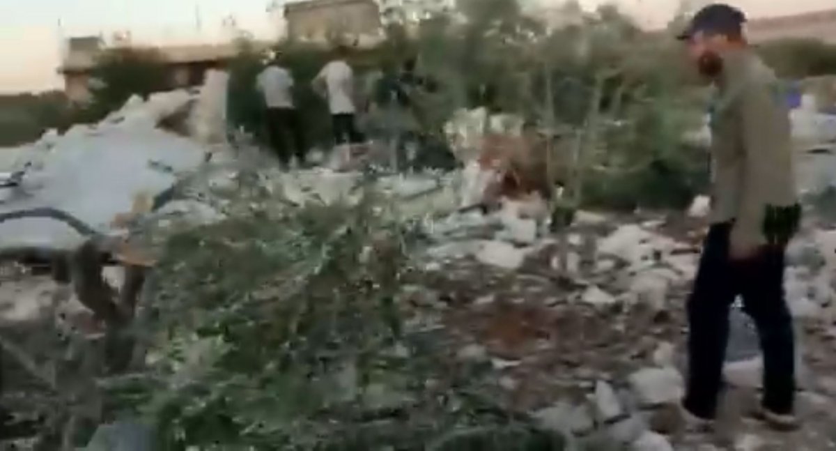 Suriye’de Esad’ın saldırılarında 4’ü çocuk 5 kişi yaşamını yitirdi #1