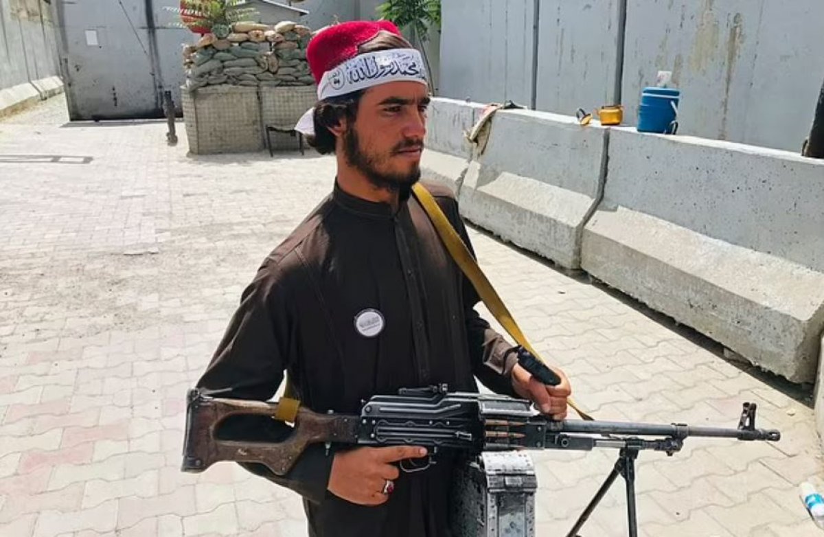 Taliban, giyim tarzını değiştirdi #2