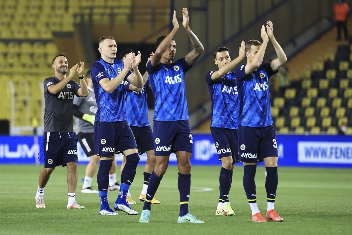  Sahada çok iyi iki karakter gördüm #3