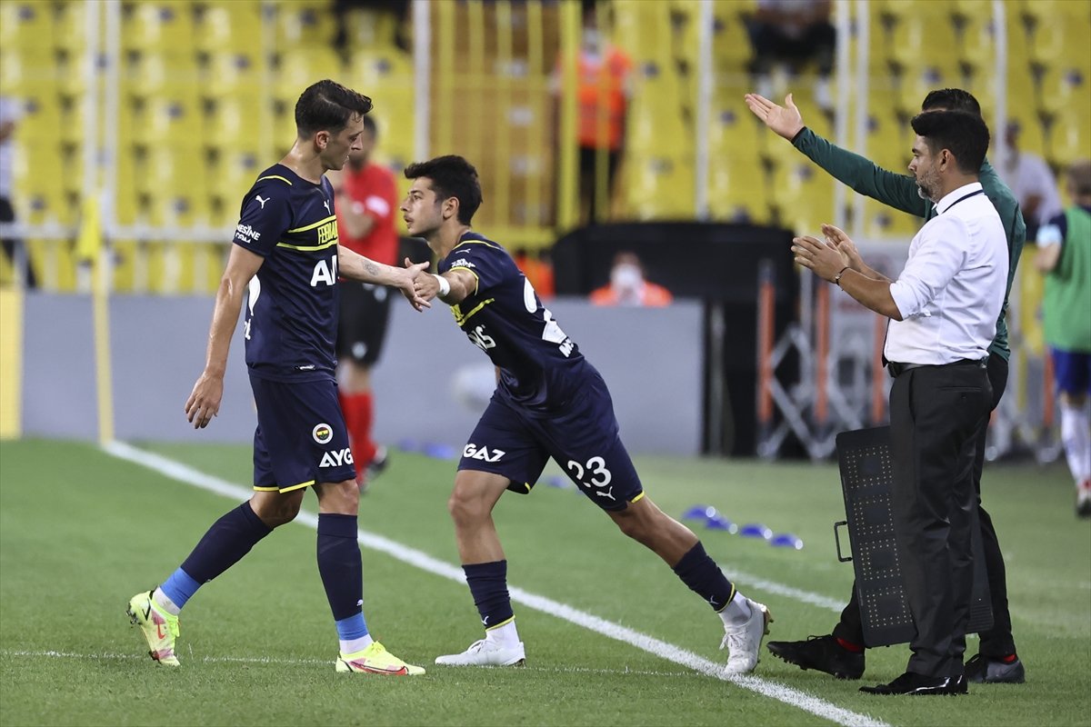  Sahada çok iyi iki karakter gördüm #4