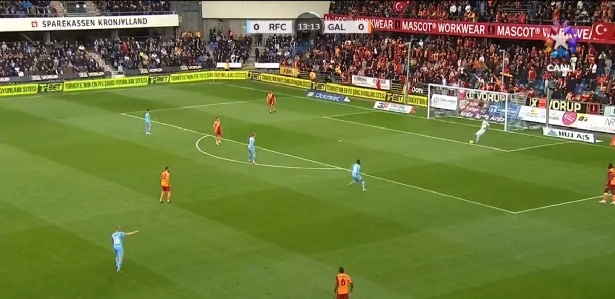 Fernando Muslera nın hataları dikkat çekiyor #2