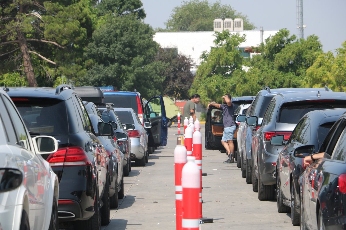 Kapıkule Sınır Kapısı nda gurbetçi yoğunluğu  #1