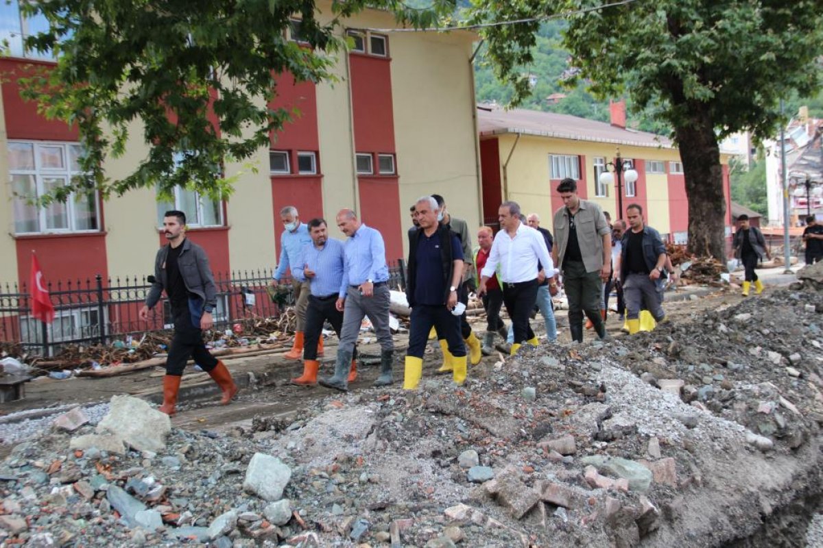 Kastamonu da sel felaketinden etkilenen kadın: Böyle hizmet görmedim #4