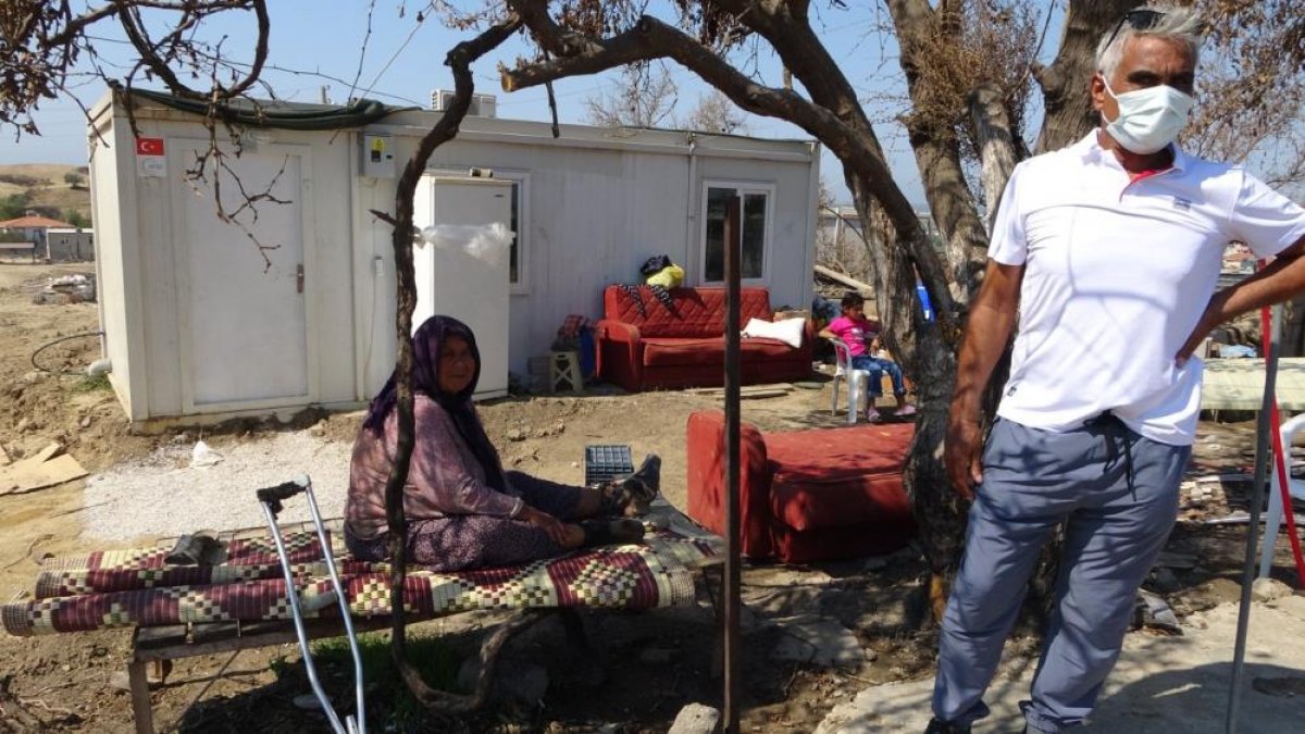 Manavgat taki yangında alevlerin arasında kaldılar #2