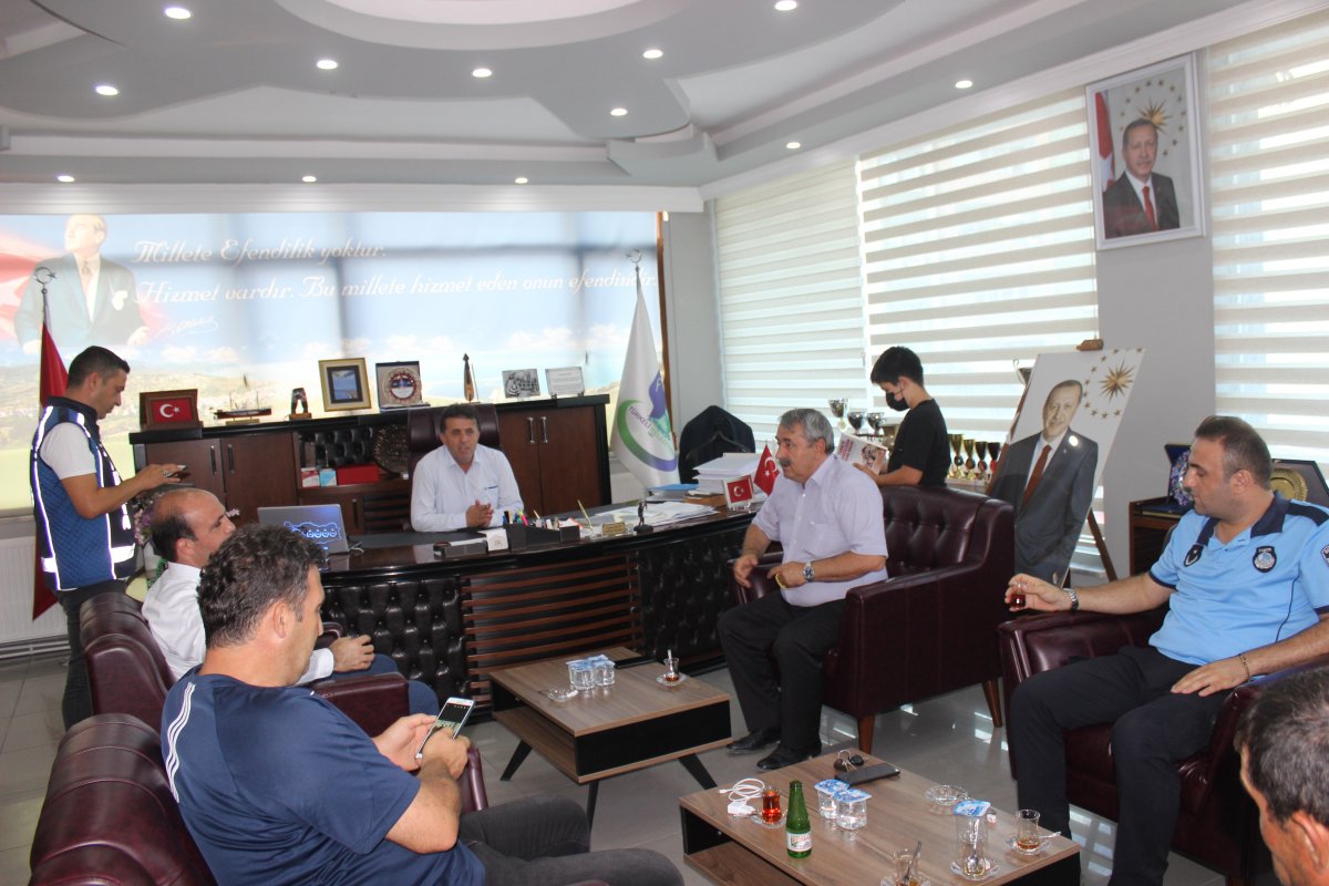 Sinop ta 11 yaşındaki çocuk kumbarasındaki paraları sel mağdurlarına bağışladı #3