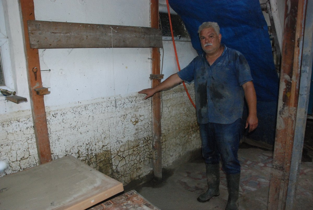 Bartın da yaşanan sel felaketinde 24 bin tavuk telef oldu #8