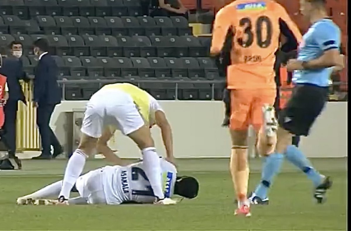 N Sakala hastaneye kaldırıldı #4